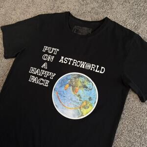 Travis Scott Astroworld T Shirt L Happy Face Down to Earth Black Short Sleeve